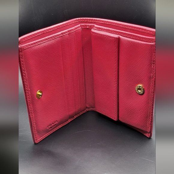 Prada small wallet - Picture 7 of 10